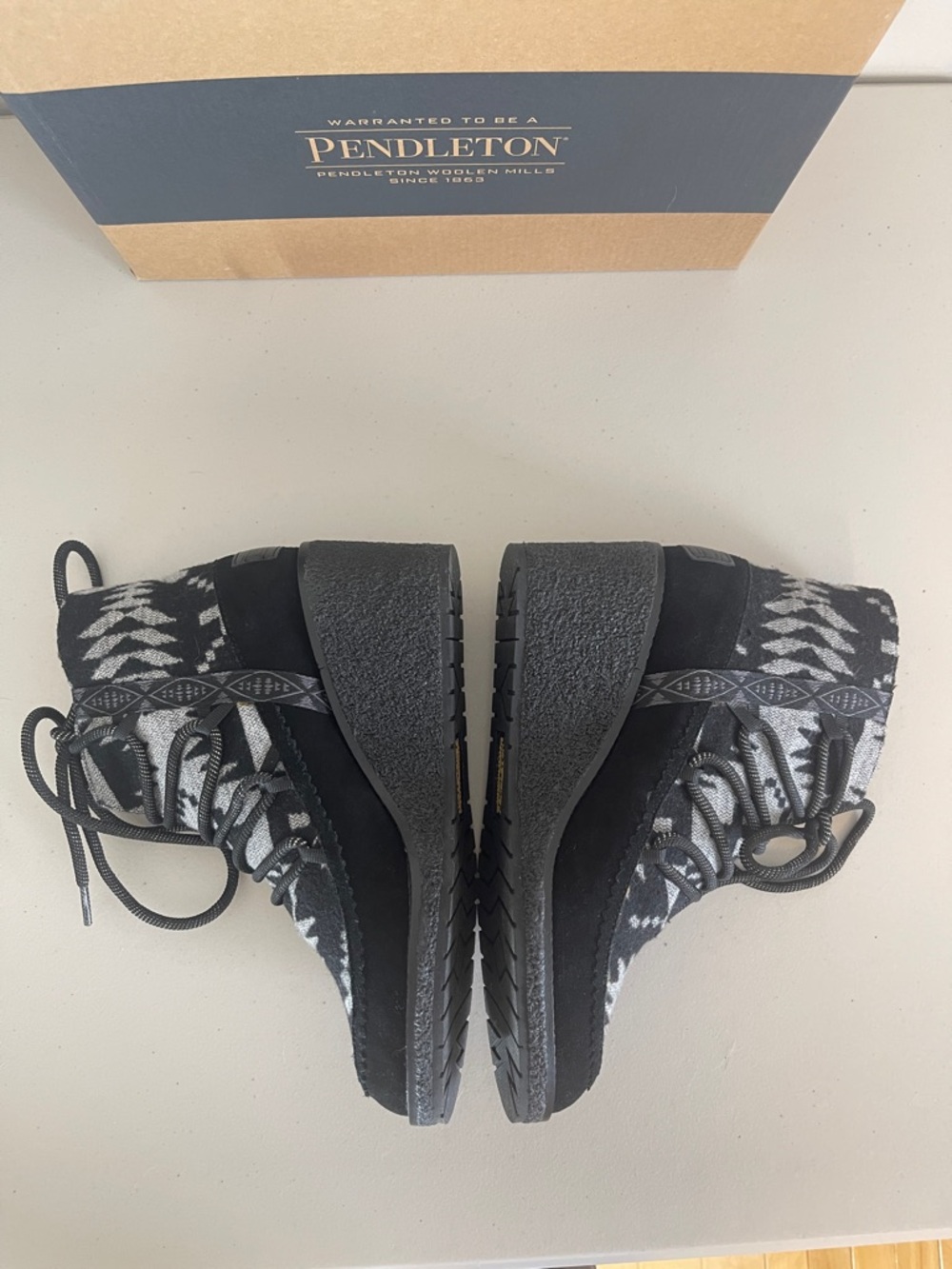 Pendleton IsleGate Wedge Boots – Women’s 8 (Spider Rock) BNIB - Picture 7 of 14